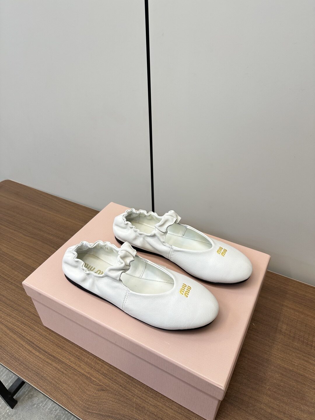 מיו מיו – תמונה 3